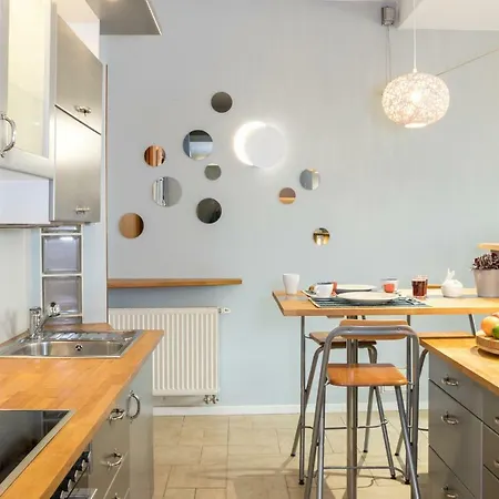 Bright In The Heart Of Kazimierz Apartment